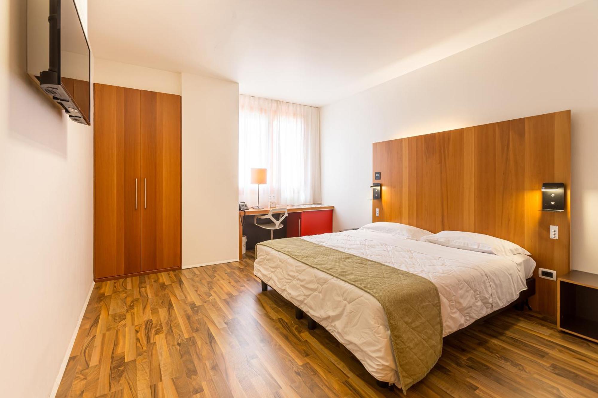 New Ipoint Hotel San Giovanni in Persiceto Exterior photo